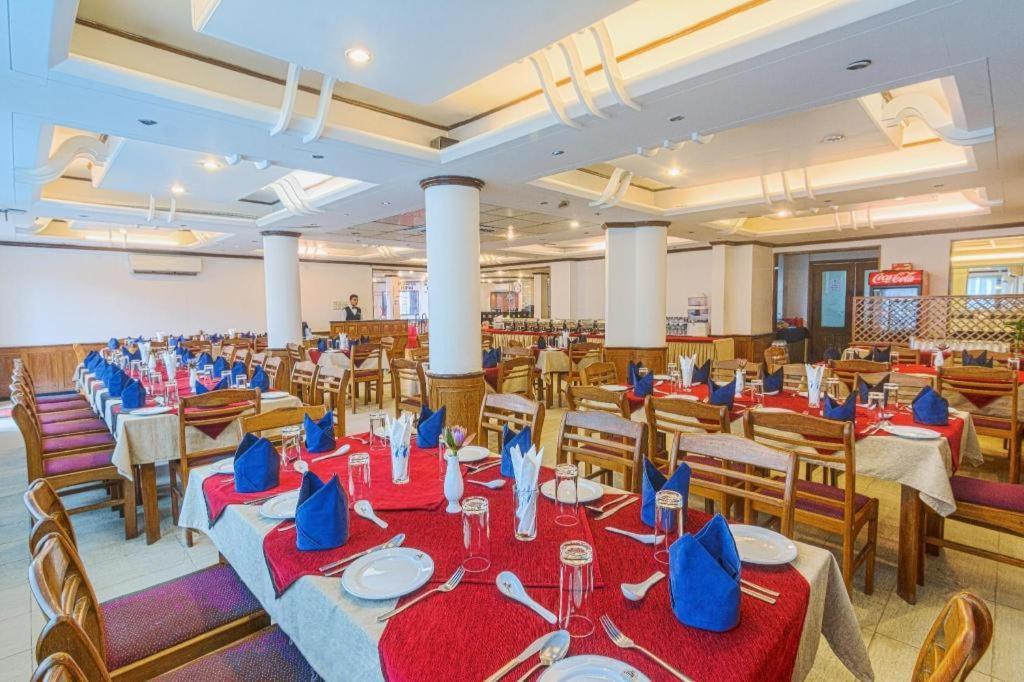 Hotel Sea Crown Cox's Bazar Εξωτερικό φωτογραφία